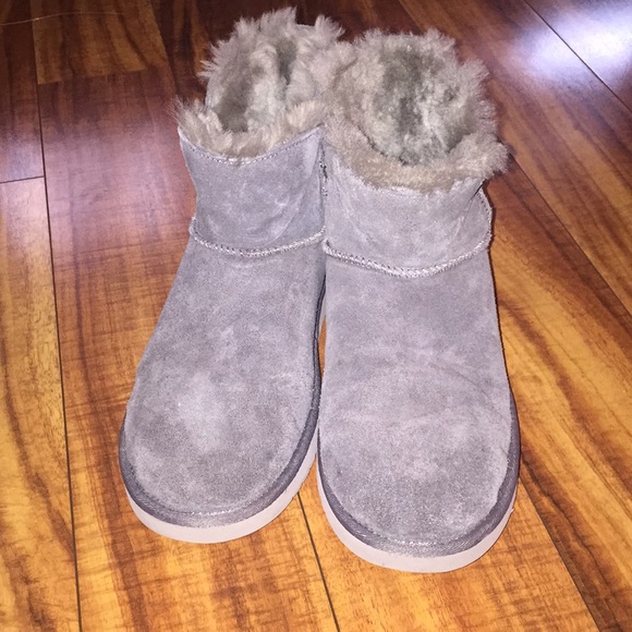 KoolaBurra by Uggs size 10 Grey Iike new - Picture 2 of 6